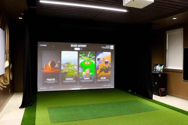 An image of Western Michigan University's indoor golf hitting lab simulator screen.